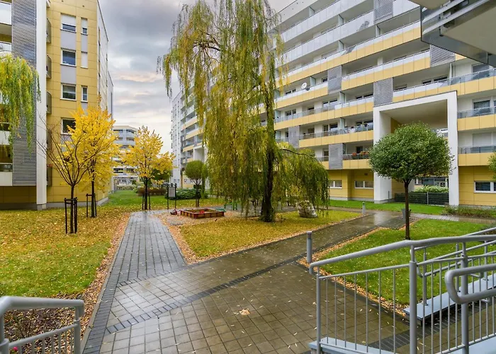 Marcelin Estate By Renters Appartamento Poznań